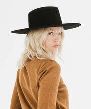 Load image into Gallery viewer, Dakota Wide Brim Hat