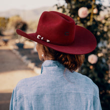Load image into Gallery viewer, THE COWGIRL HAT