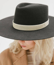 Load image into Gallery viewer, Dakota Wide Brim Hat