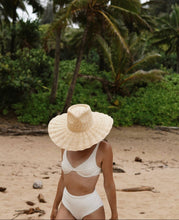 Load image into Gallery viewer, Nalu - Wide brim straw hat