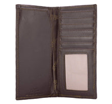 Load image into Gallery viewer, Mallard Men's Secretary Old School Camo Leather Wallet.