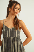 Load image into Gallery viewer, D4621   STRIPE PATTERN LONG DRESS