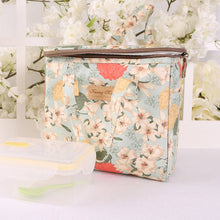 Load image into Gallery viewer, WATERPROOF CANVAS PORTABLE INSULATION BAG BENTO BAG_CWAB1720