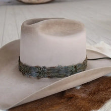 Load image into Gallery viewer, Western Feather Dove Hat Band