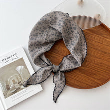 Load image into Gallery viewer, Lace Trim Cotton Linen Floral Triangle Scarf_CWASC0850
