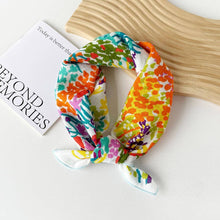 Load image into Gallery viewer, EUROPEAN AND AMERICAN VERSATILE PRINTED HEADSCARF_CWASC0811