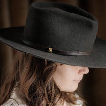 Load image into Gallery viewer, Carlile Hat Band