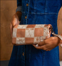 Load image into Gallery viewer, Cadence