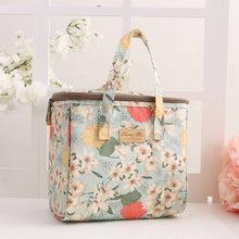 Load image into Gallery viewer, WATERPROOF CANVAS PORTABLE INSULATION BAG BENTO BAG_CWAB1720