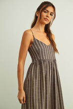 Load image into Gallery viewer, D4621   STRIPE PATTERN LONG DRESS