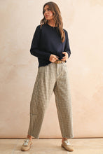 Load image into Gallery viewer, P5936   MINI CHECKER PATTERN BARREL PANTS