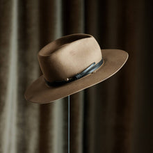Load image into Gallery viewer, Hyalite Hat Pin // Copper Obsidian // 3.5"