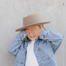 Load image into Gallery viewer, Ginger Kids Gambler - Taupe