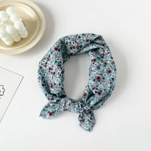Load image into Gallery viewer, EUROPEAN AND AMERICAN VERSATILE PRINTED HEADSCARF_CWASC0811